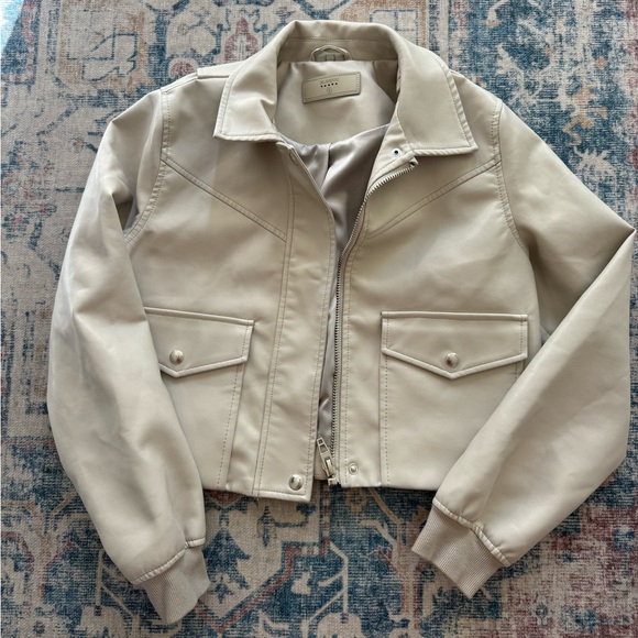 BLANK NYC Faux Leather Shirt Jacket in Natural - Picture 6 of 11